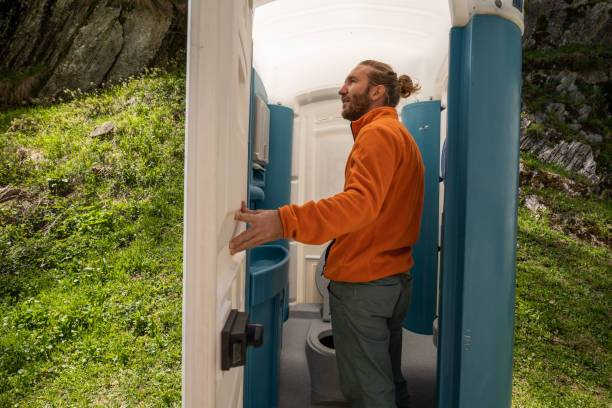 Best Portable bathroom rental  in Rogers, MN